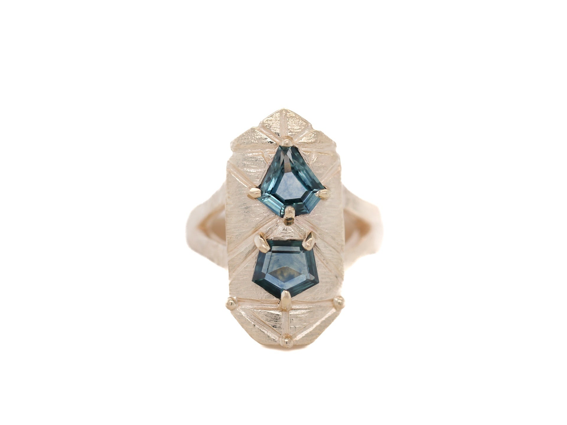 Sapphire Shield Ring 5
