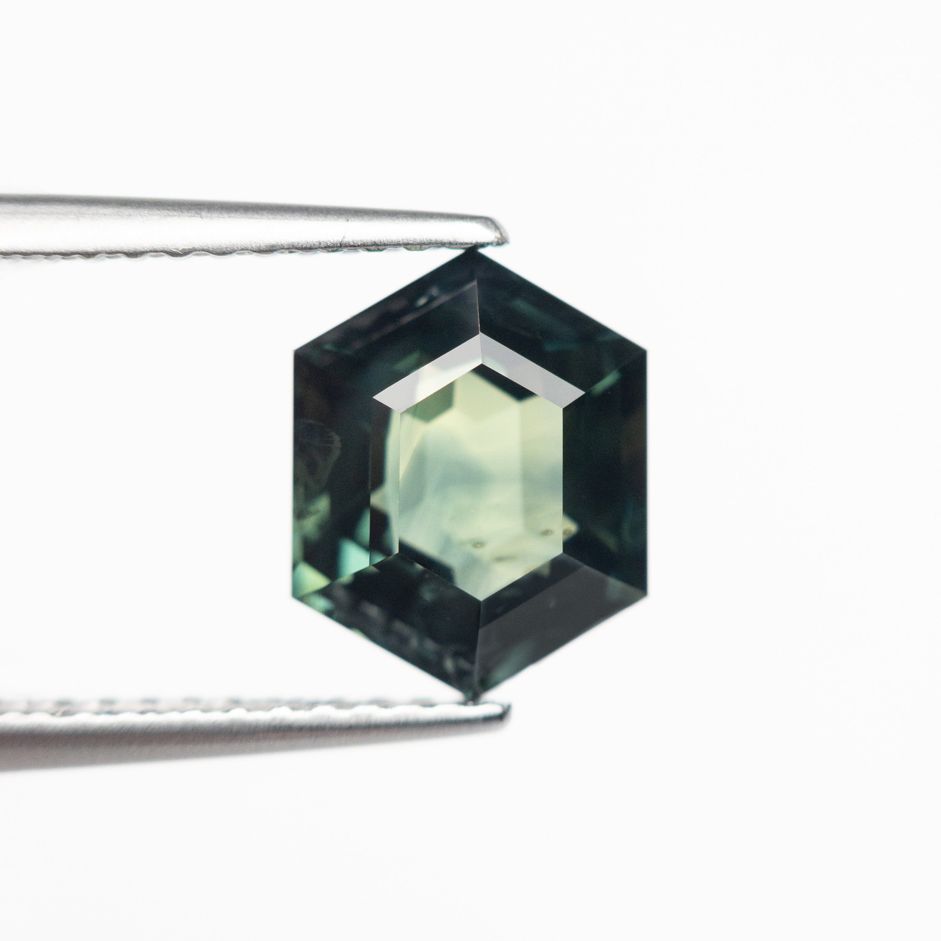 3.04ct 9.36x7.45x5.19mm Hexgon Step Cut Sapphire 22765-01