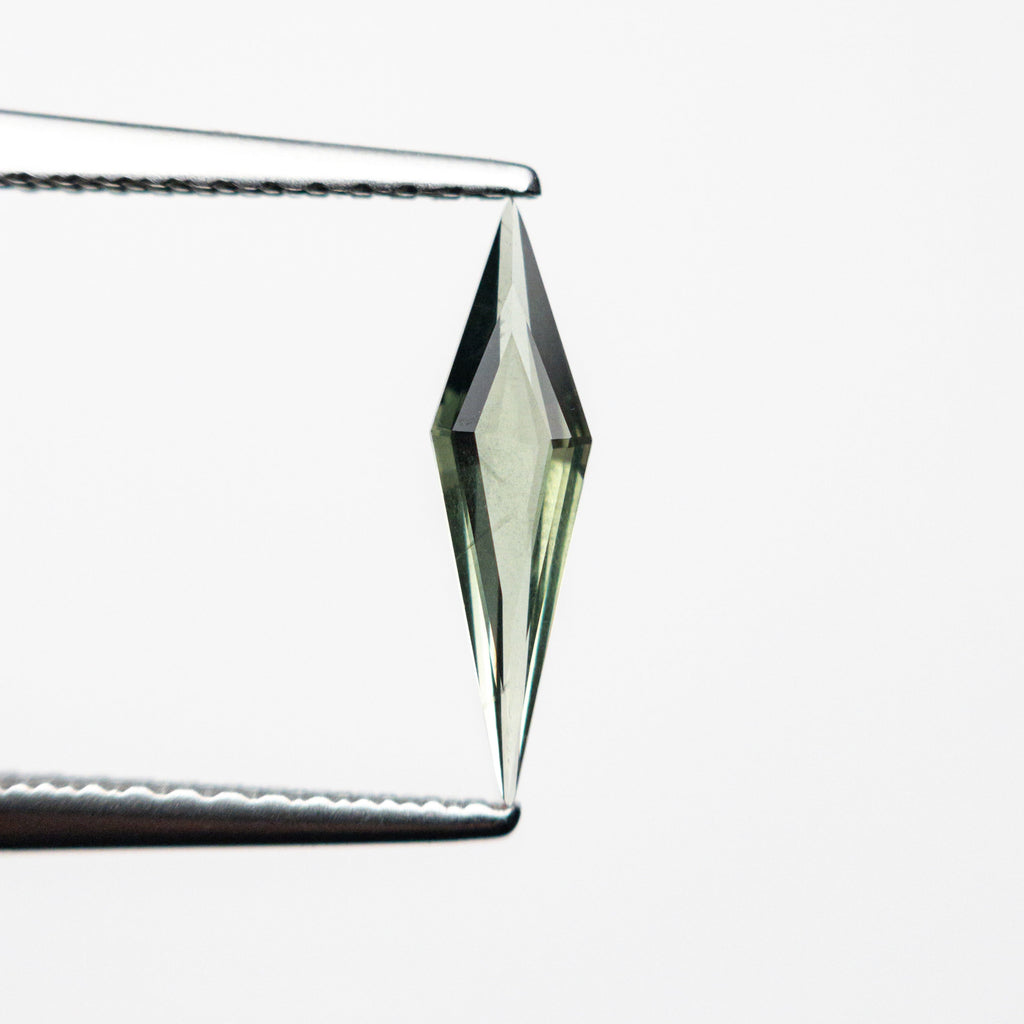 0.35ct 11.64x3.08x1.53mm Kite Step Cut Sapphire 25740-16