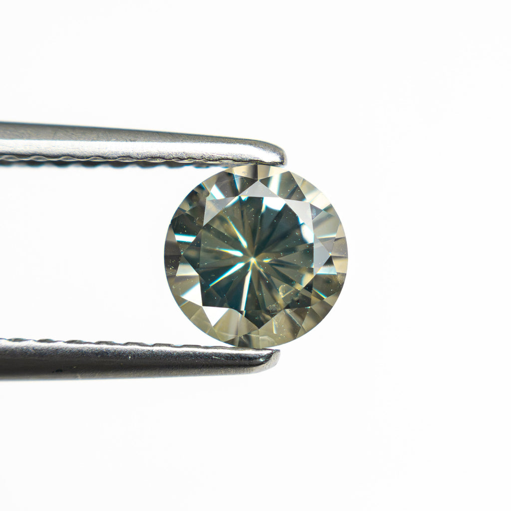 0.77ct 5.54x5.52x3.55mm Round Brilliant Sapphire 26134-19