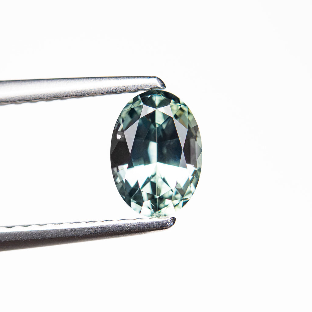 1.05ct 6.86x4.94x3.71mm Oval Brilliant Sapphire 26162-06
