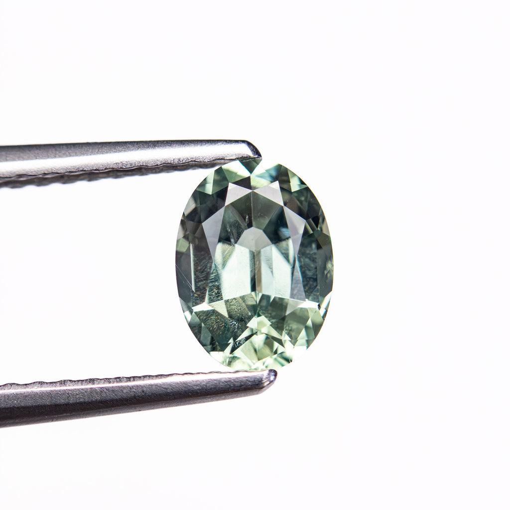 1.03ct 6.92x5.09x3.37mm Oval Brilliant Sapphire 26162-08