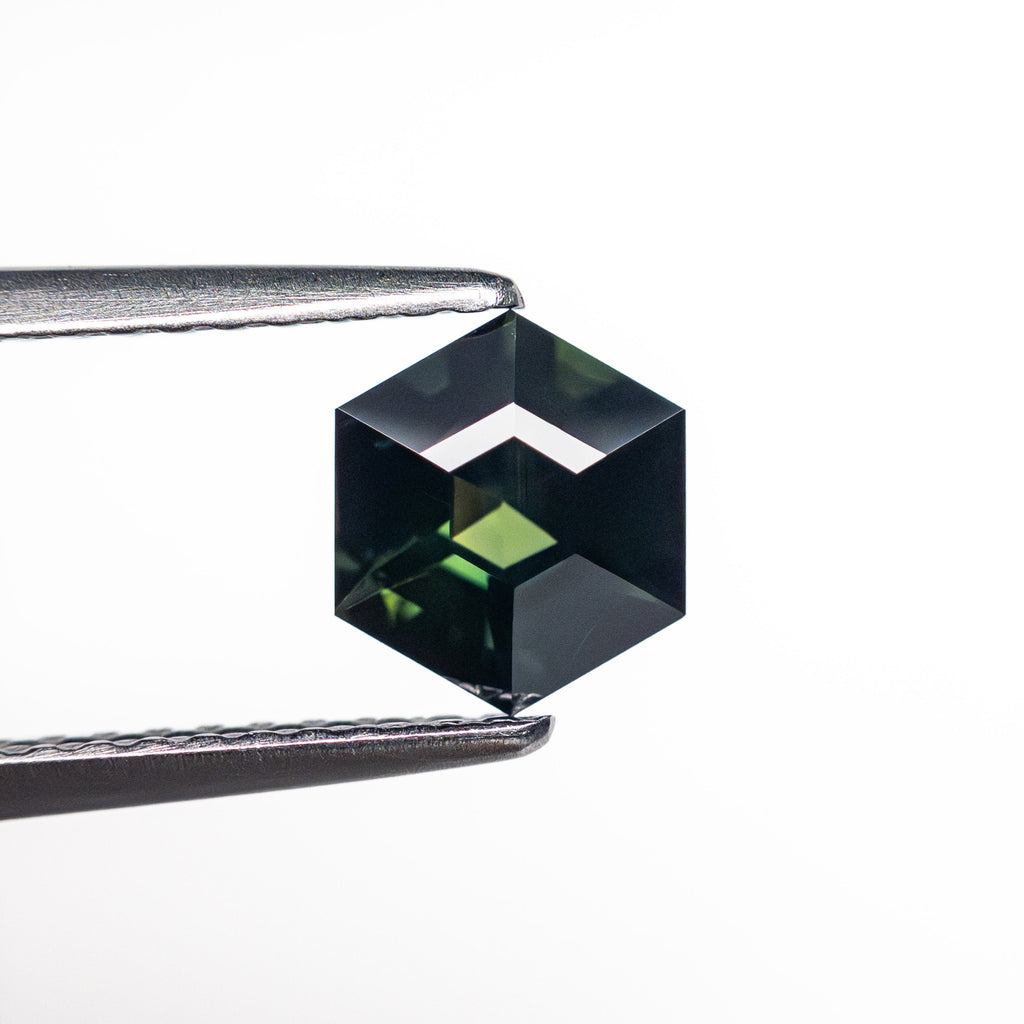 1.04ct 6.60x5.72x3.83mm Hexagon Step Cut Sapphire 26509-01