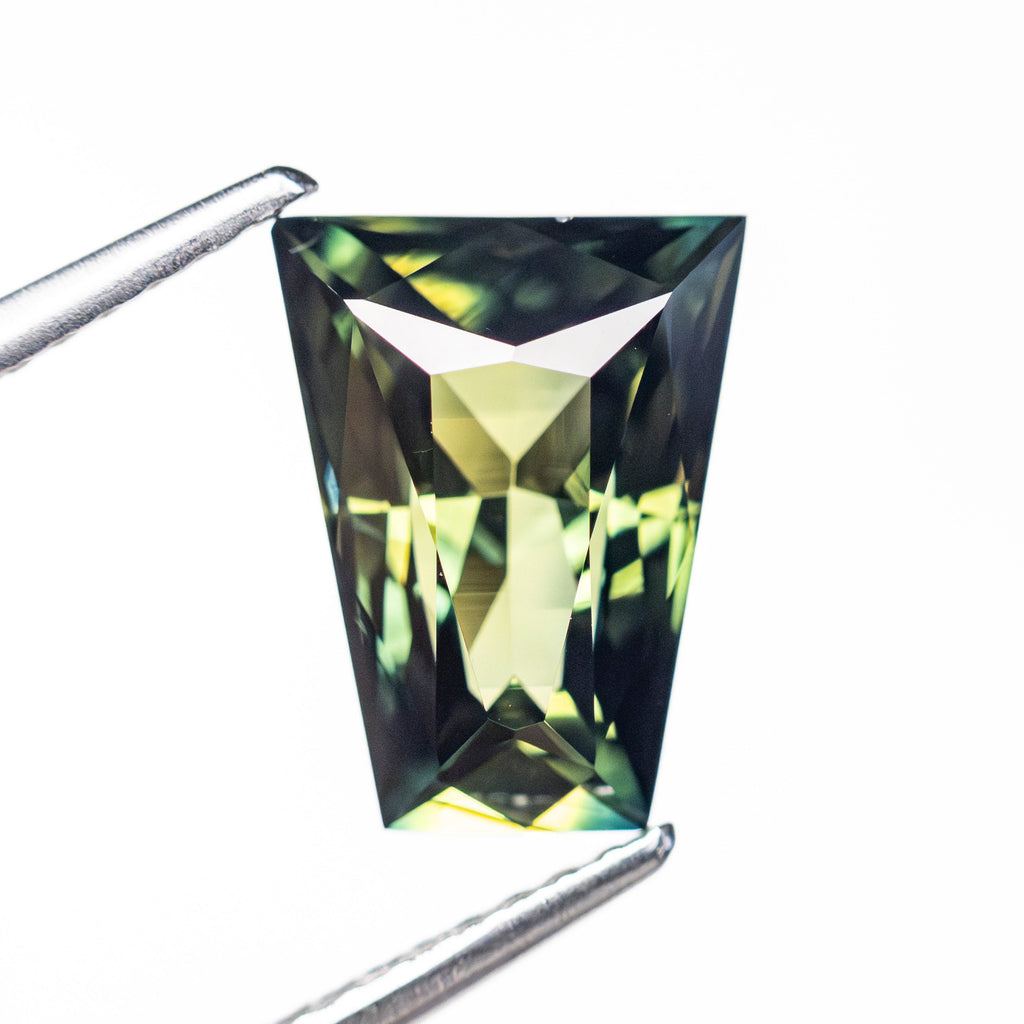 3.29ct 10.12x7.75x5.43mm Trapezoid Brilliant Cut Sapphire 27143-01