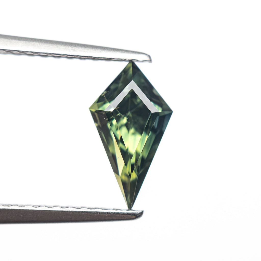 1.14ct 9.93x5.33x4.04mm Kite Step Cut Sapphire 27326-01