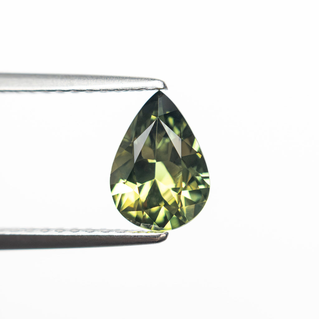 0.95ct 7.89x5.61x3.19mm Pear Brilliant Sapphire 27356-04