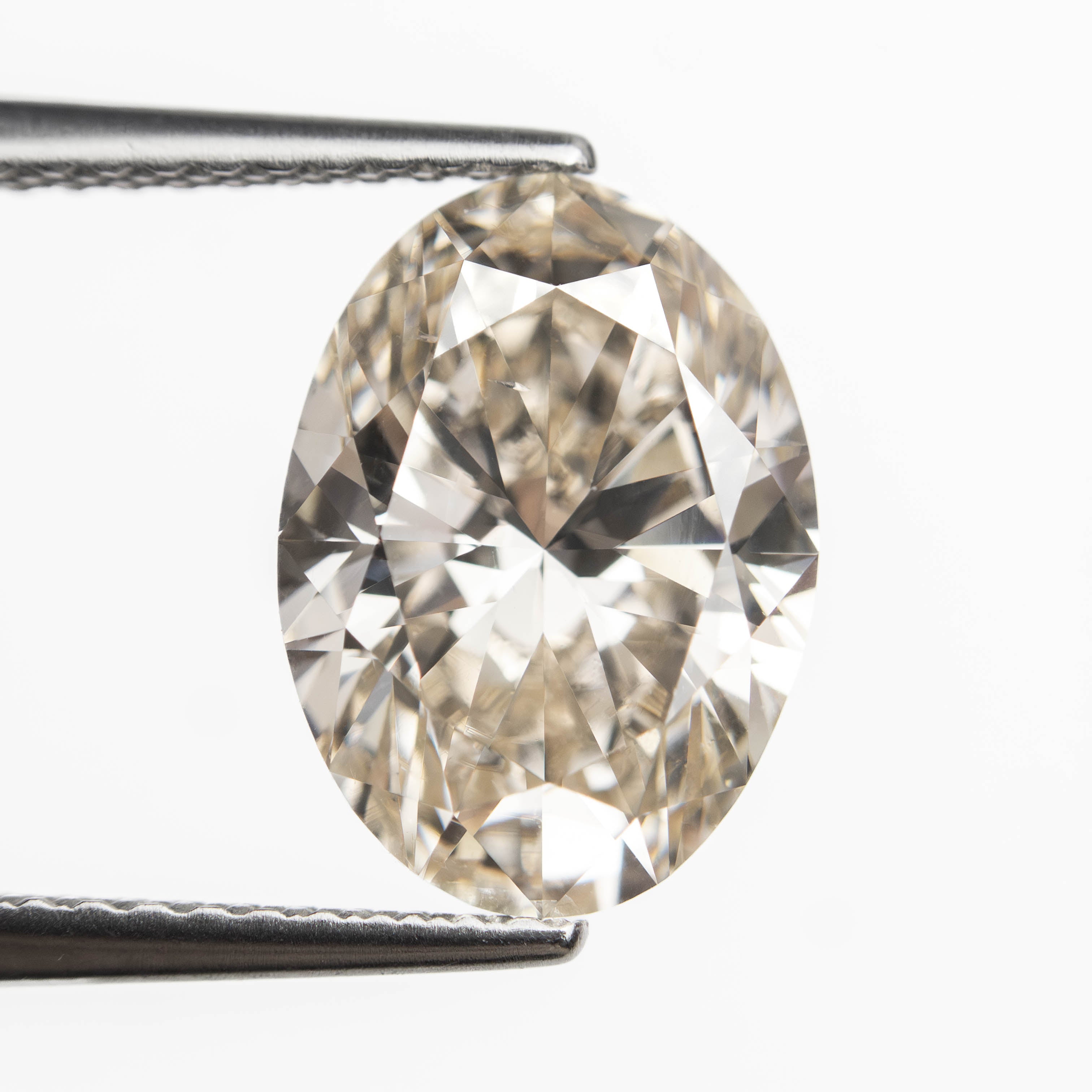 3.07ct 11.18x8.09x5.16mm SI1 Q-R Oval Brilliant 27382-01