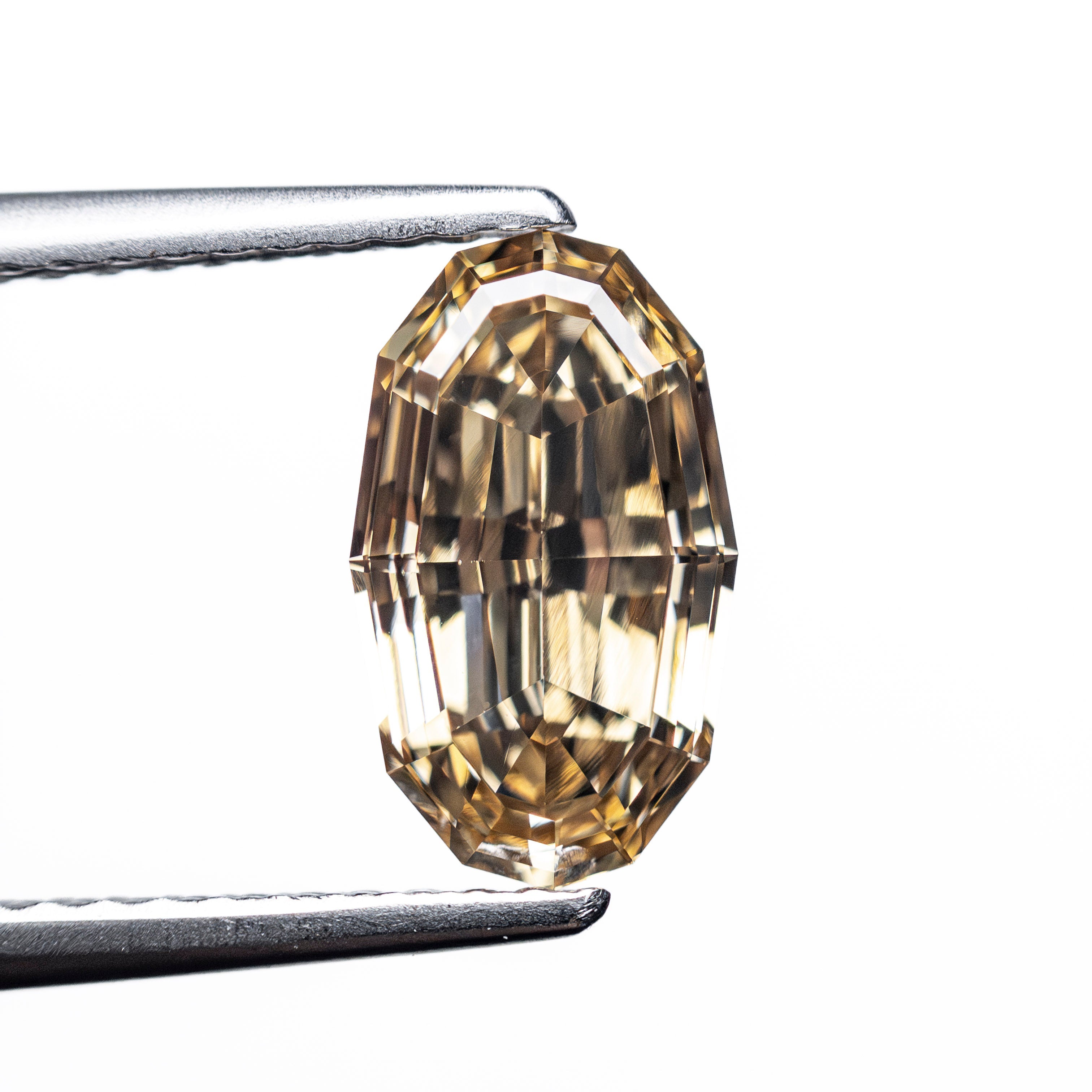 1.71ct 10.04x5.89x3.45mm VS2 C6 Geo Oval Step Cut 🇿🇦 27517-01