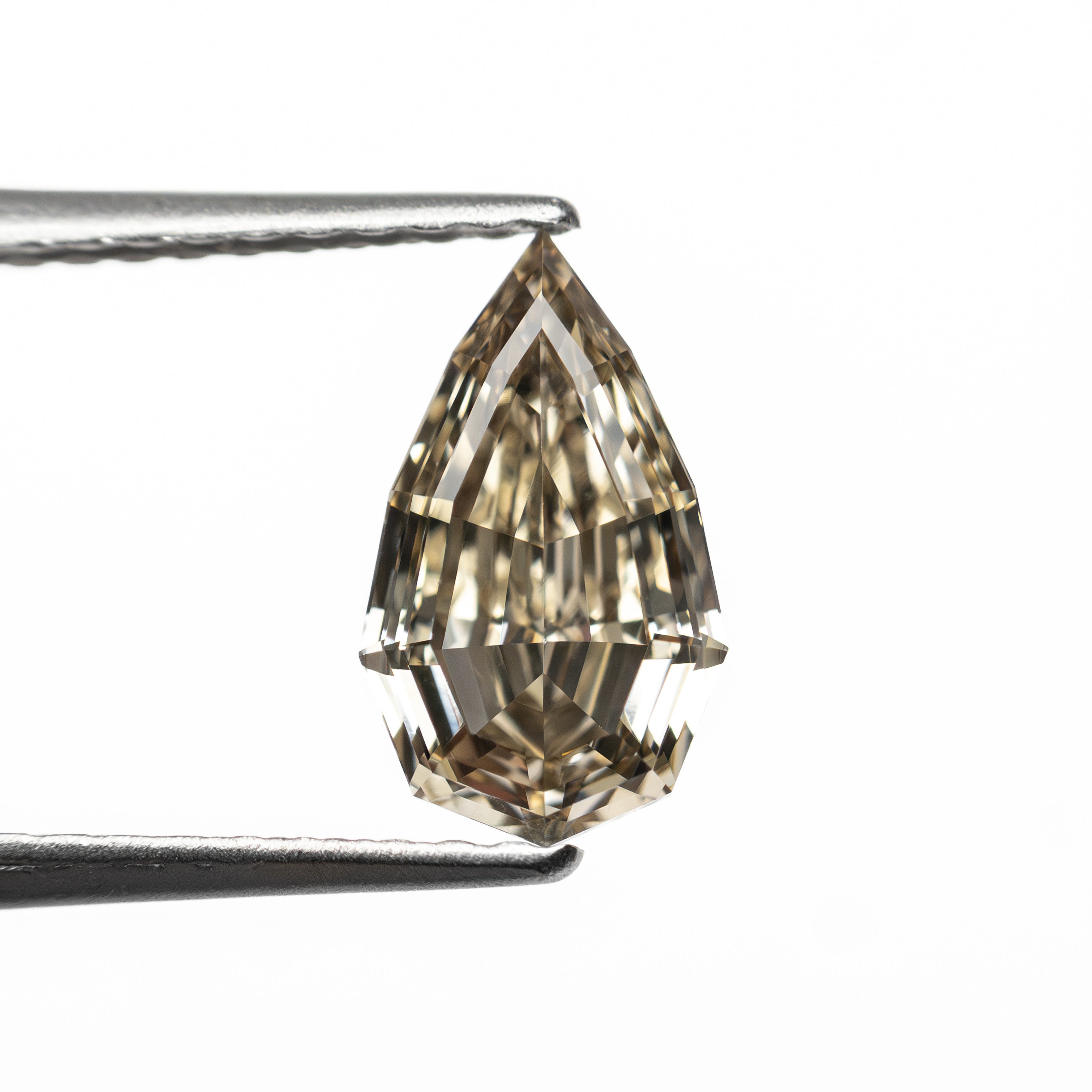 1.01ct 9.16x5.38x3.08mm SI1 C6 Geo Pear Step Cut 🇿🇦 27518-01