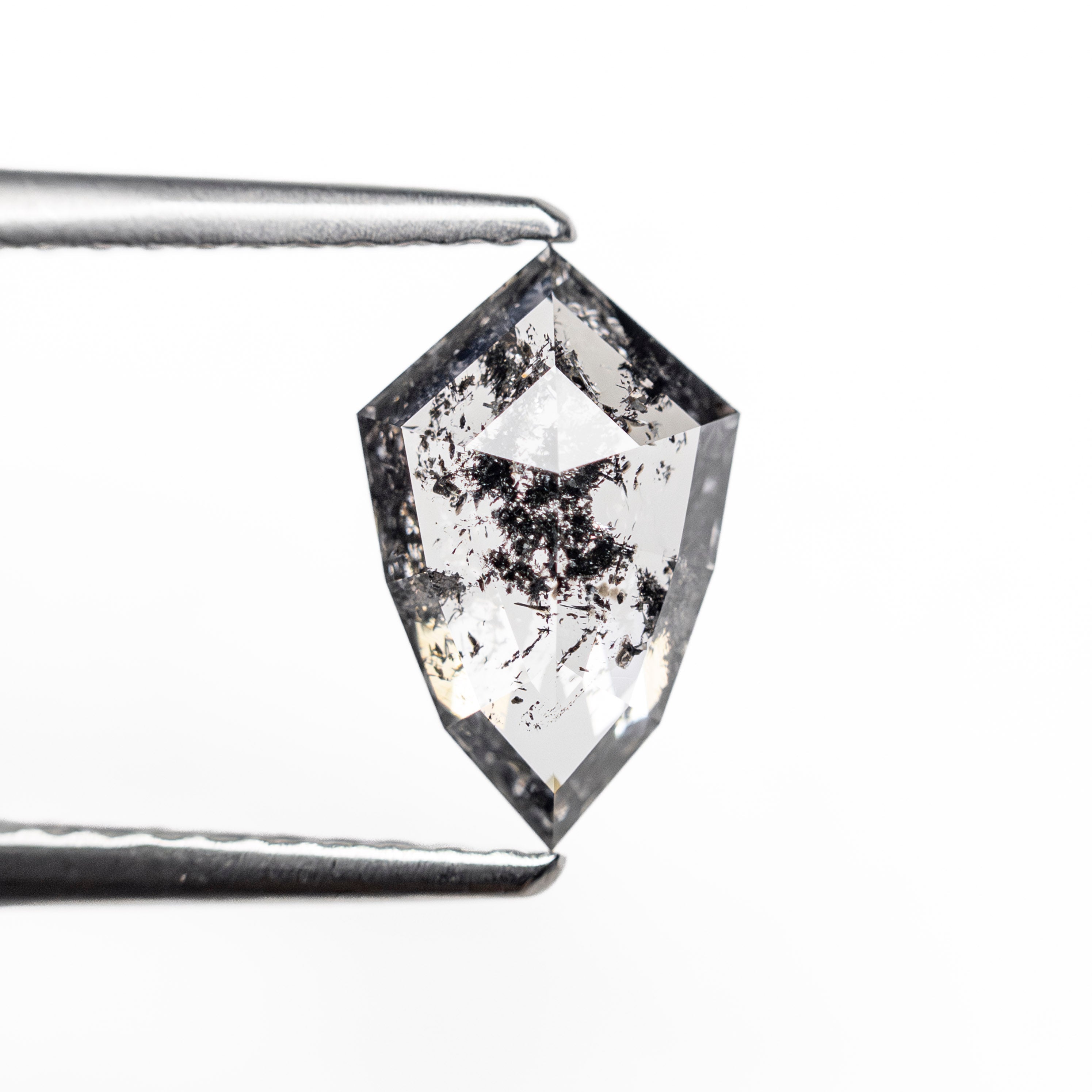1.03ct 9.39x5.98x2.70mm Shield Step Cut 🇨🇦 27581-01