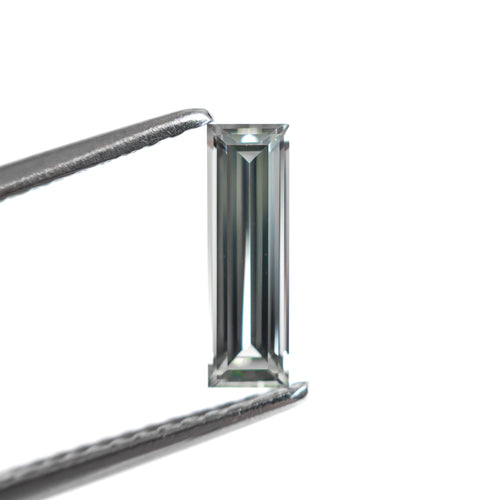 0.59ct 9.05x2.80x2.00mm Baguette Step Cut Sapphire 27720-03