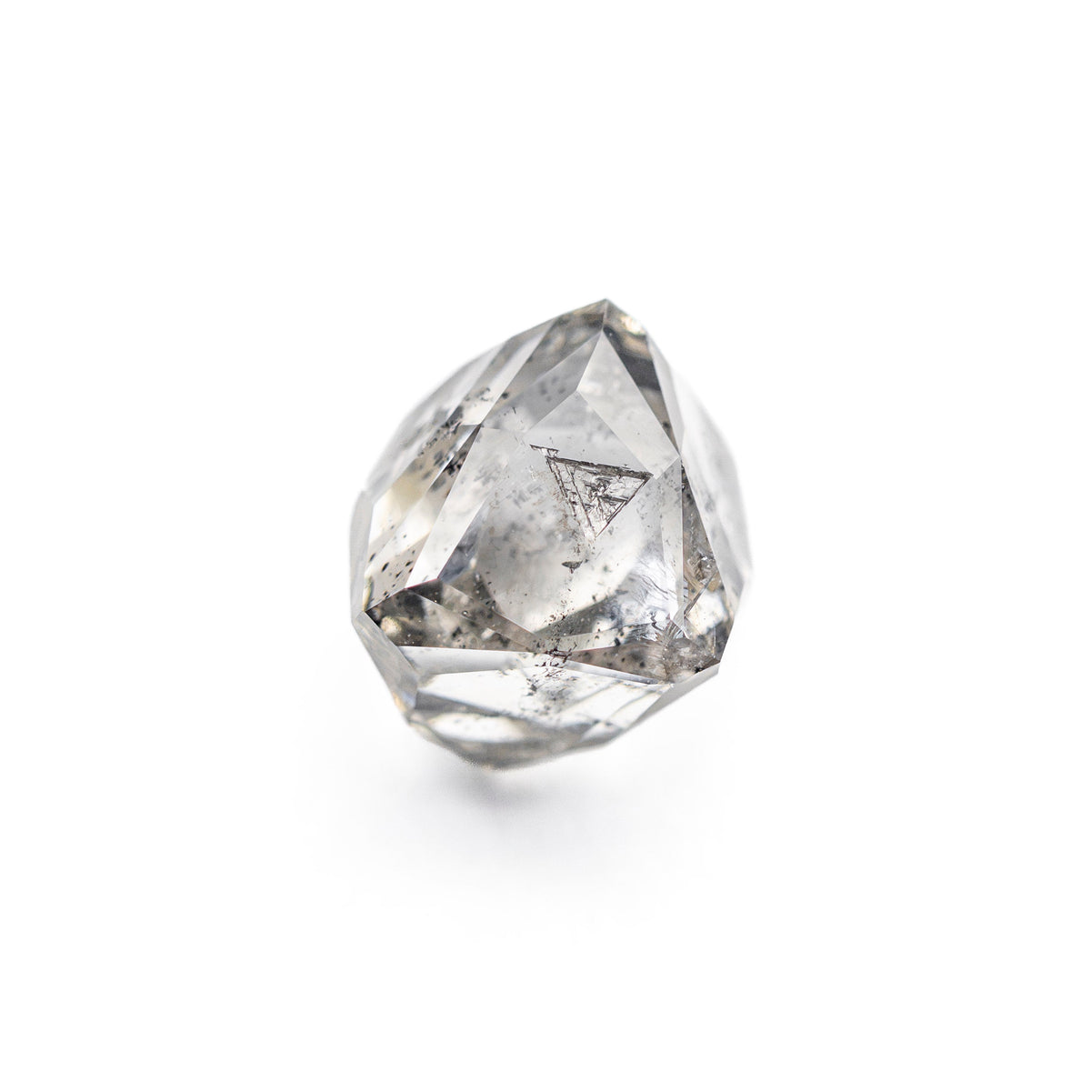 2.62ct 8.09x6.68x6.53mm Octahedron 🇨🇦 27798-02