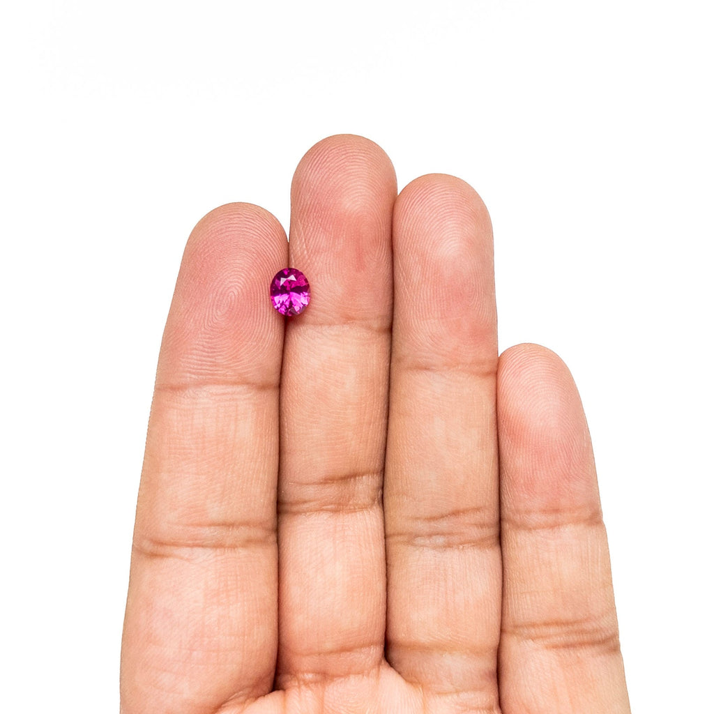 1.00ct 6.52x5.52x3.60mm Oval Brilliant Sapphire 27955-04