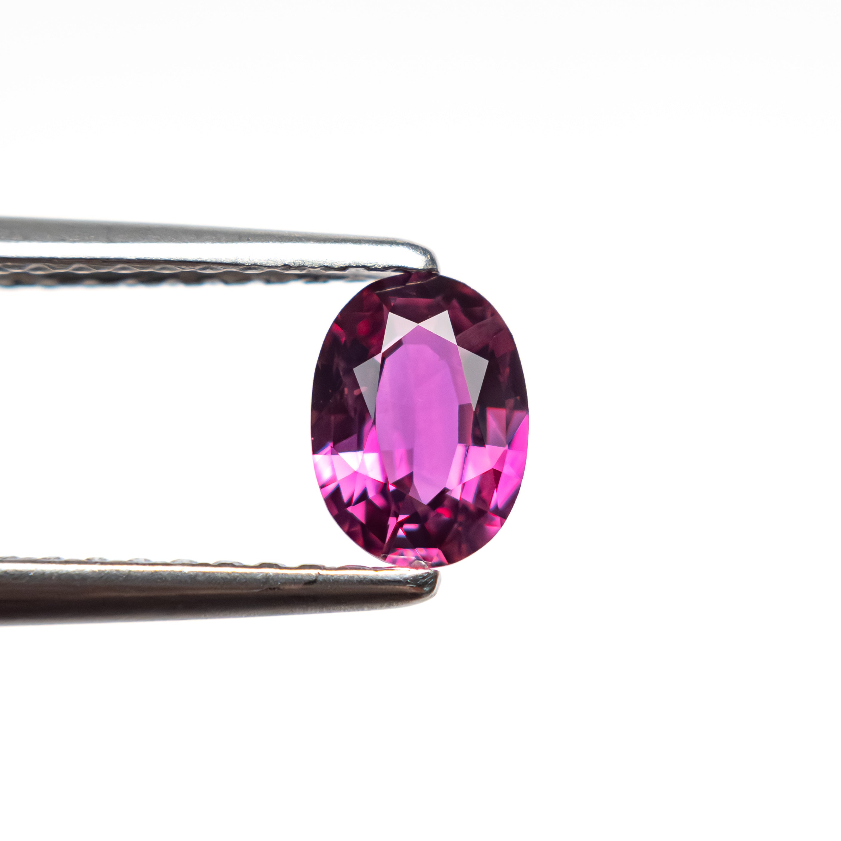 0.59ct 6.14x4.50x2.48mm Oval Brilliant Sapphire 27955-17