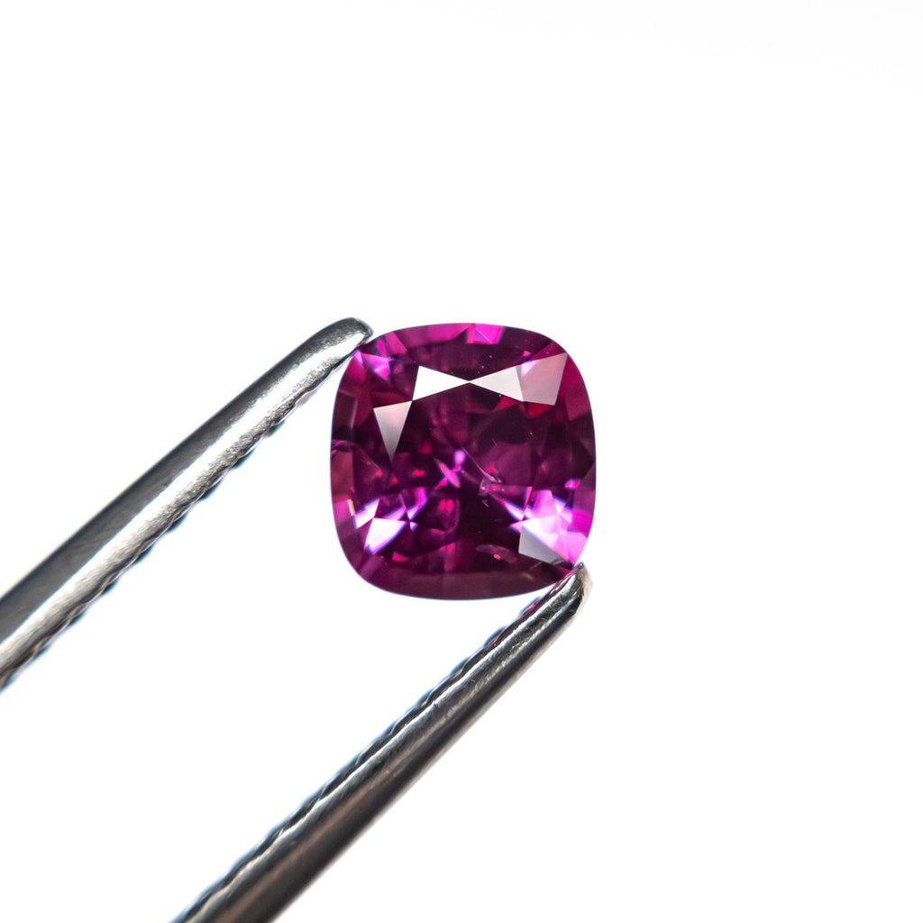 0.67ct 5.14x4.94x3.21mm Cushion Brilliant Sapphire 27955-18