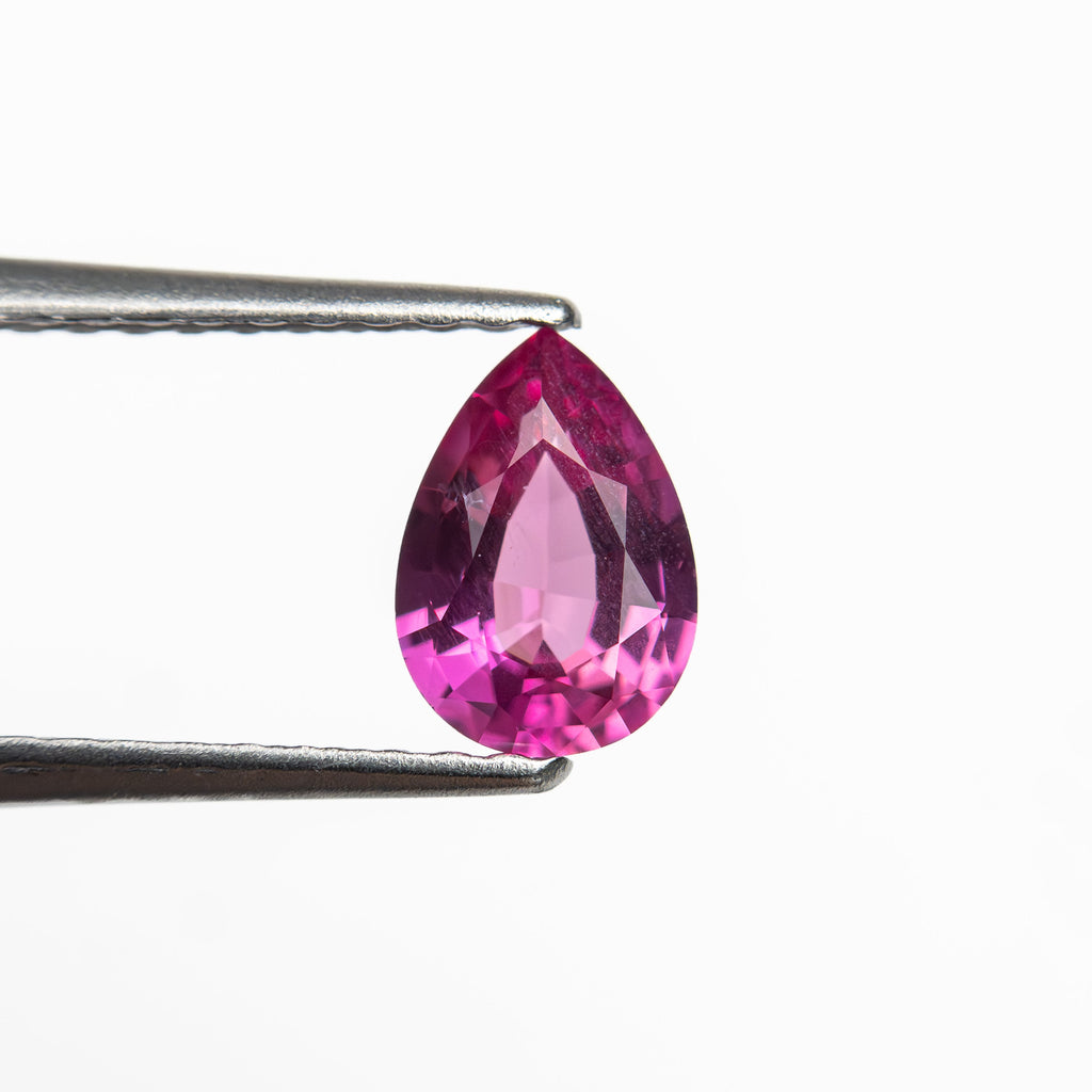 0.58ct 6.50x4.56x2.58mm Pear Brilliant Sapphire 27956-19