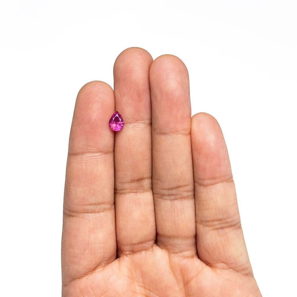 0.95ct 7.23x5.36x3.60mm Pear Brilliant Sapphire 27957-13