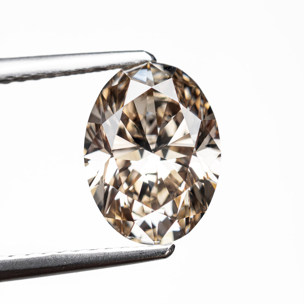 2.24ct 9.92x7.37x4.71mm VS1 C4 Oval Brilliant 🇨🇦 27987-01