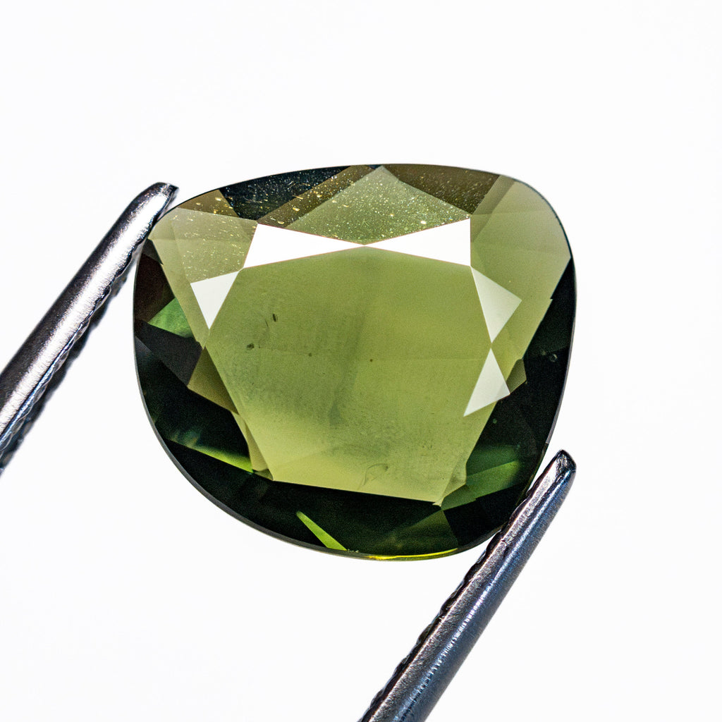 2.75ct 10.08x9.05x2.79mm Amorphous Double Cut Sapphire 28298-08