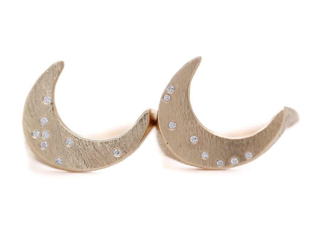 Bright Lunita Diamond Signet Ring