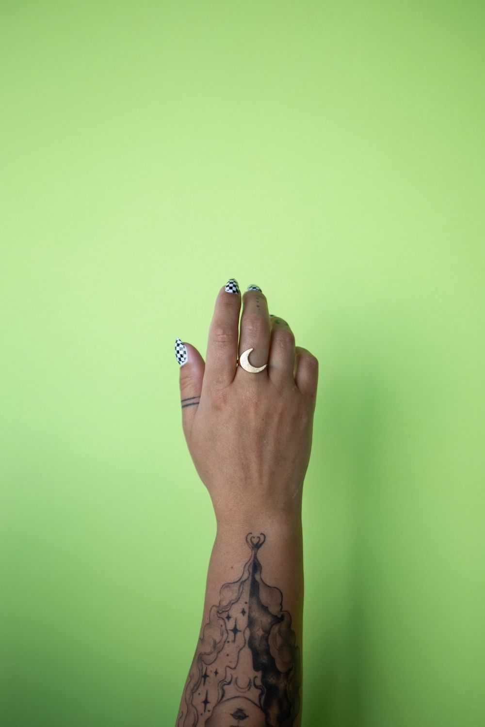 Bright Lunita Diamond Signet Ring