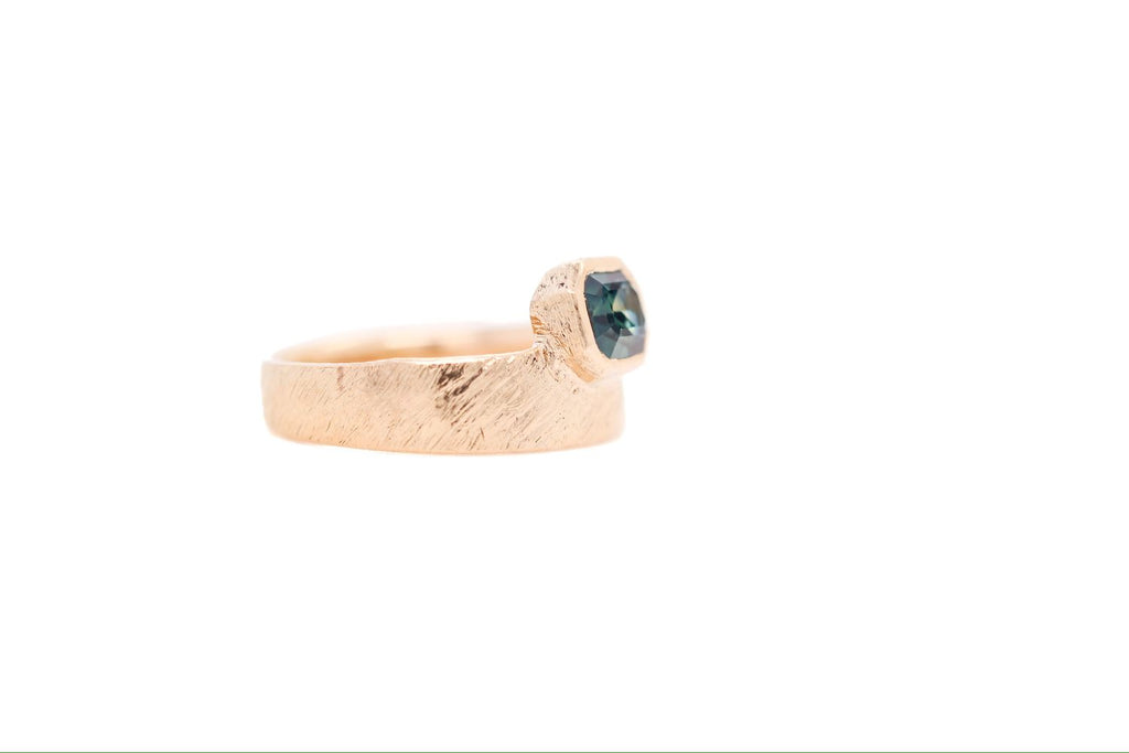 1.37 Carat Blue Green Sapphire Ring