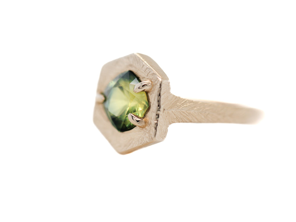 1.85 Ct Australian Sapphire Ring