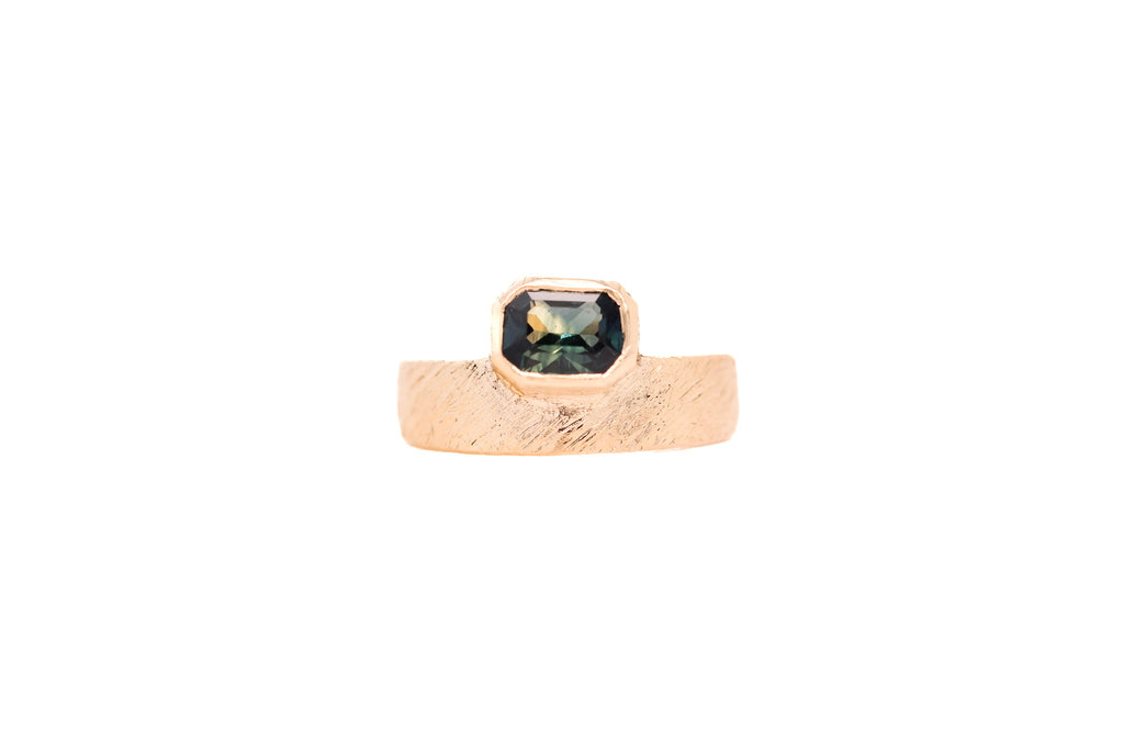 1.37 Carat Blue Green Sapphire Ring