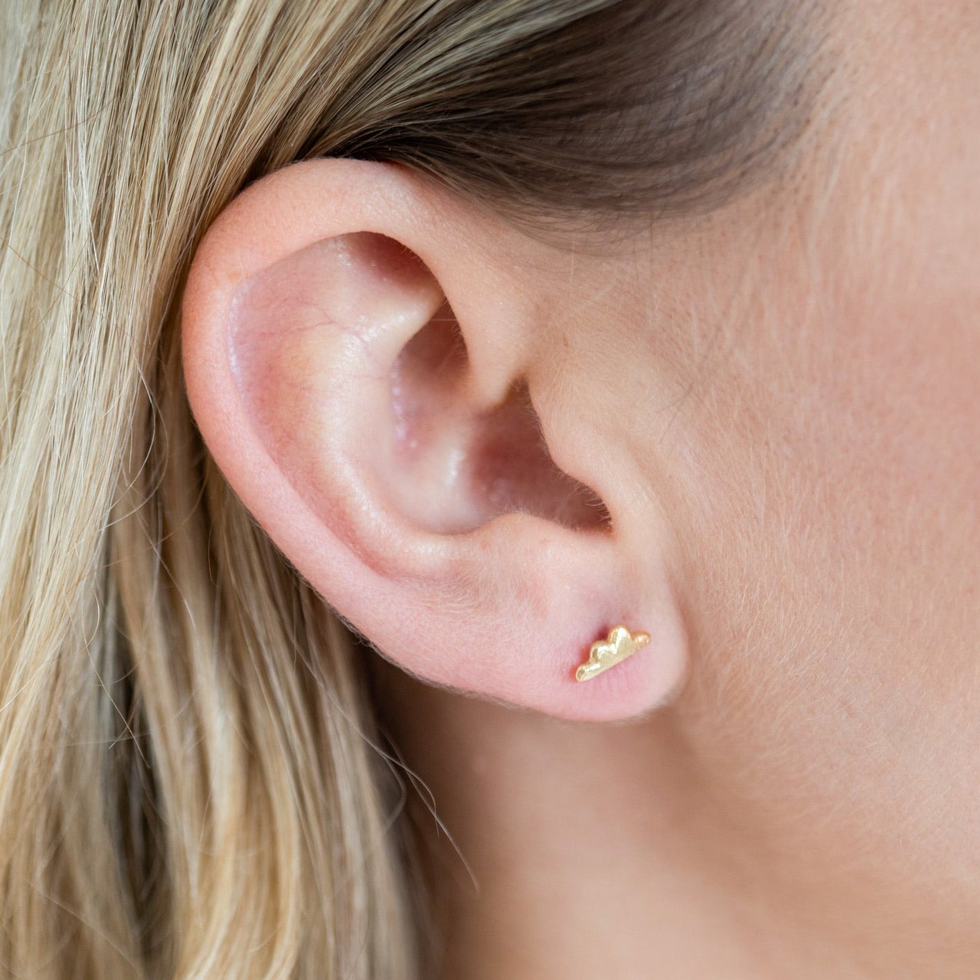 Mini Cloud Studs