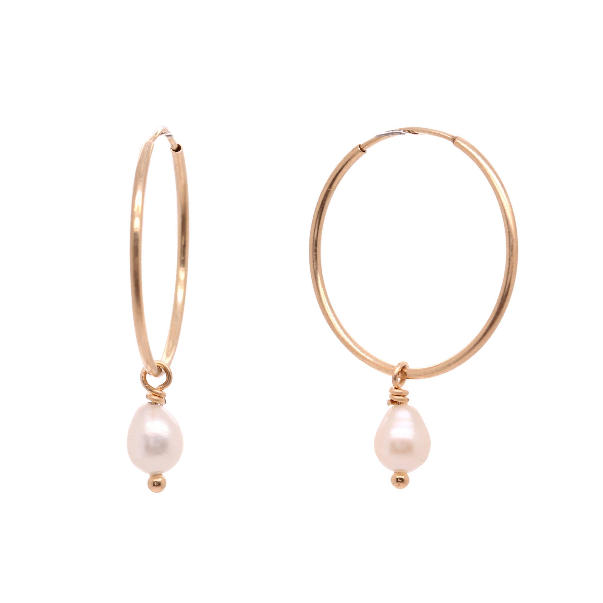 Seamless Hoop with Pearl Drop