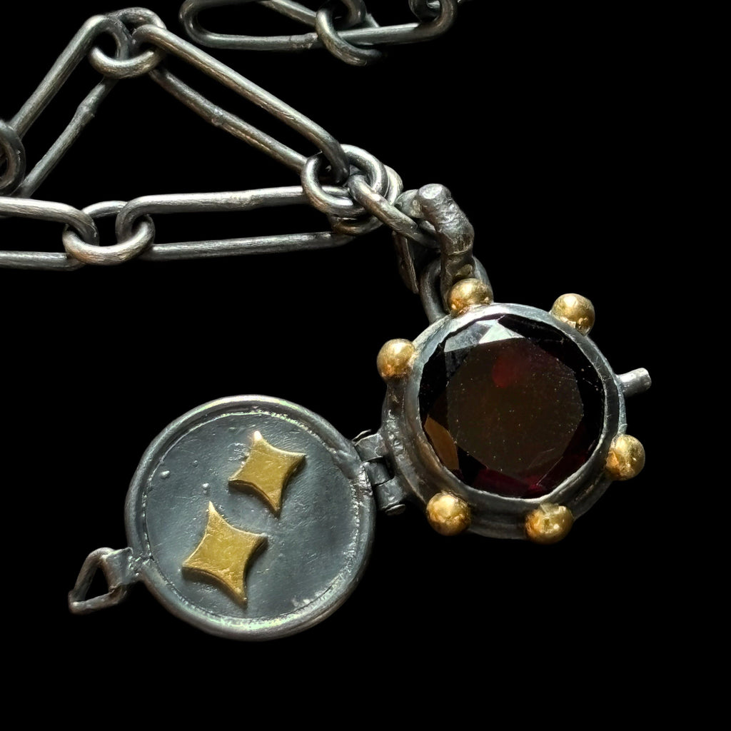 The Mourning Talisman by Estudio Zanny