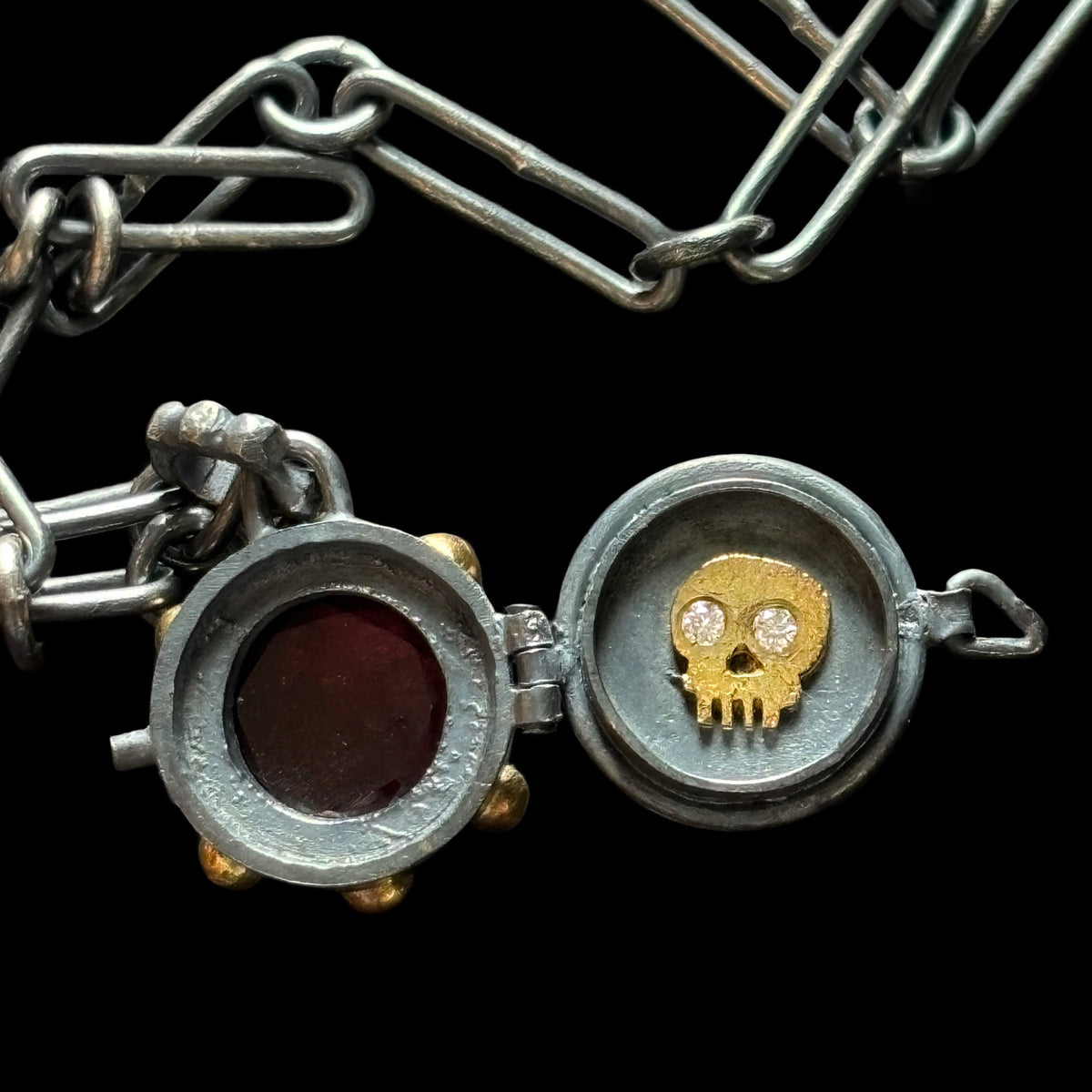 The Mourning Talisman by Estudio Zanny