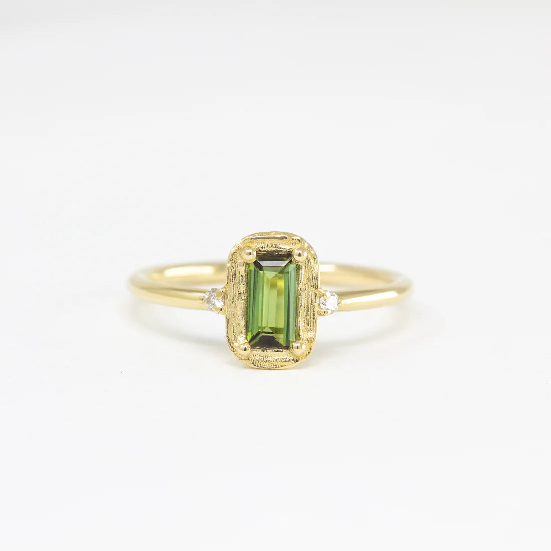 Sap Green Ring
