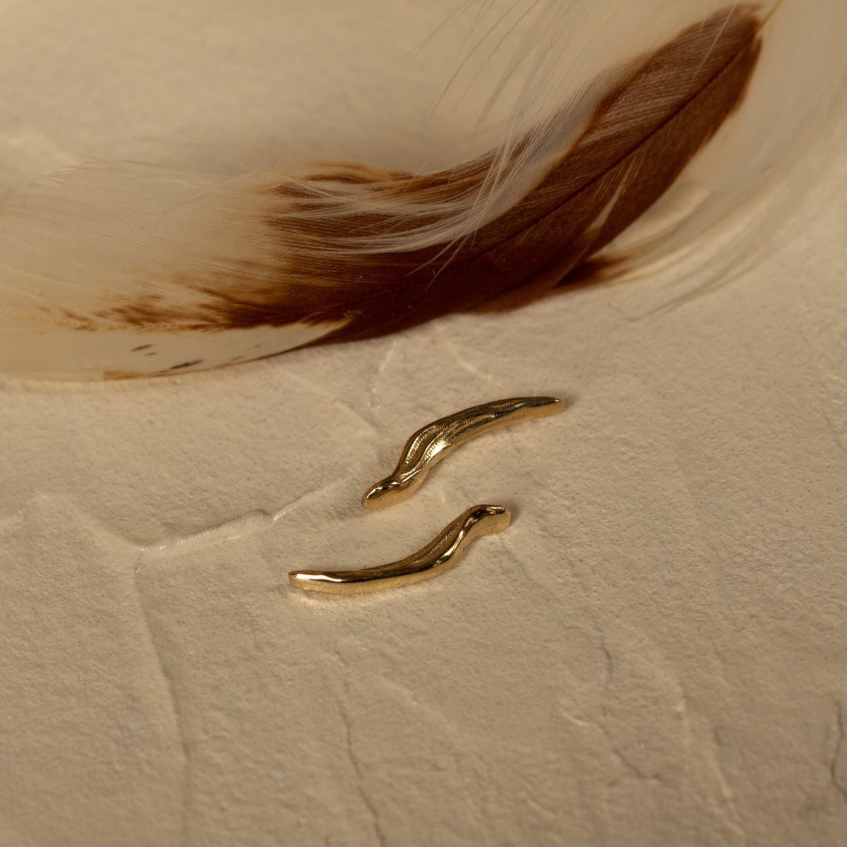 Mellow Brushstroke Earring (Single)