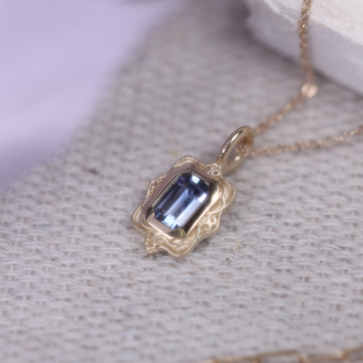 Objet d'Art No. 1 Pendant