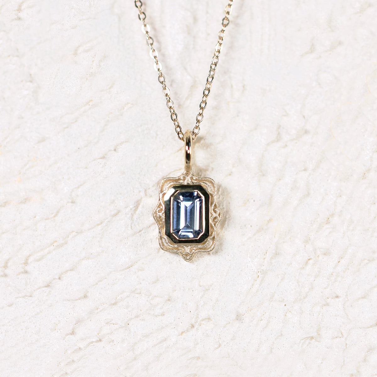 Objet d'Art No. 1 Pendant