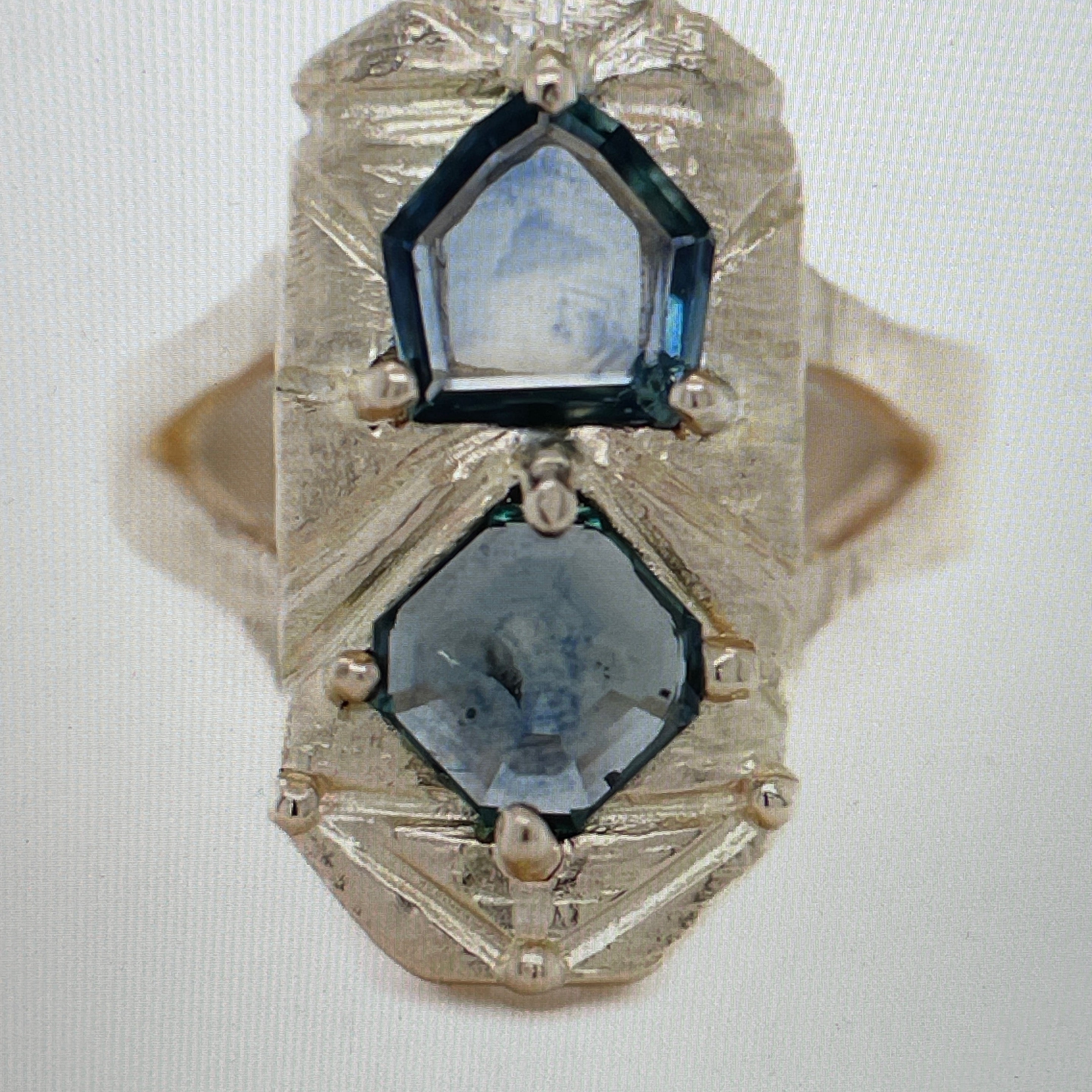 Sapphire Shield Ring 3