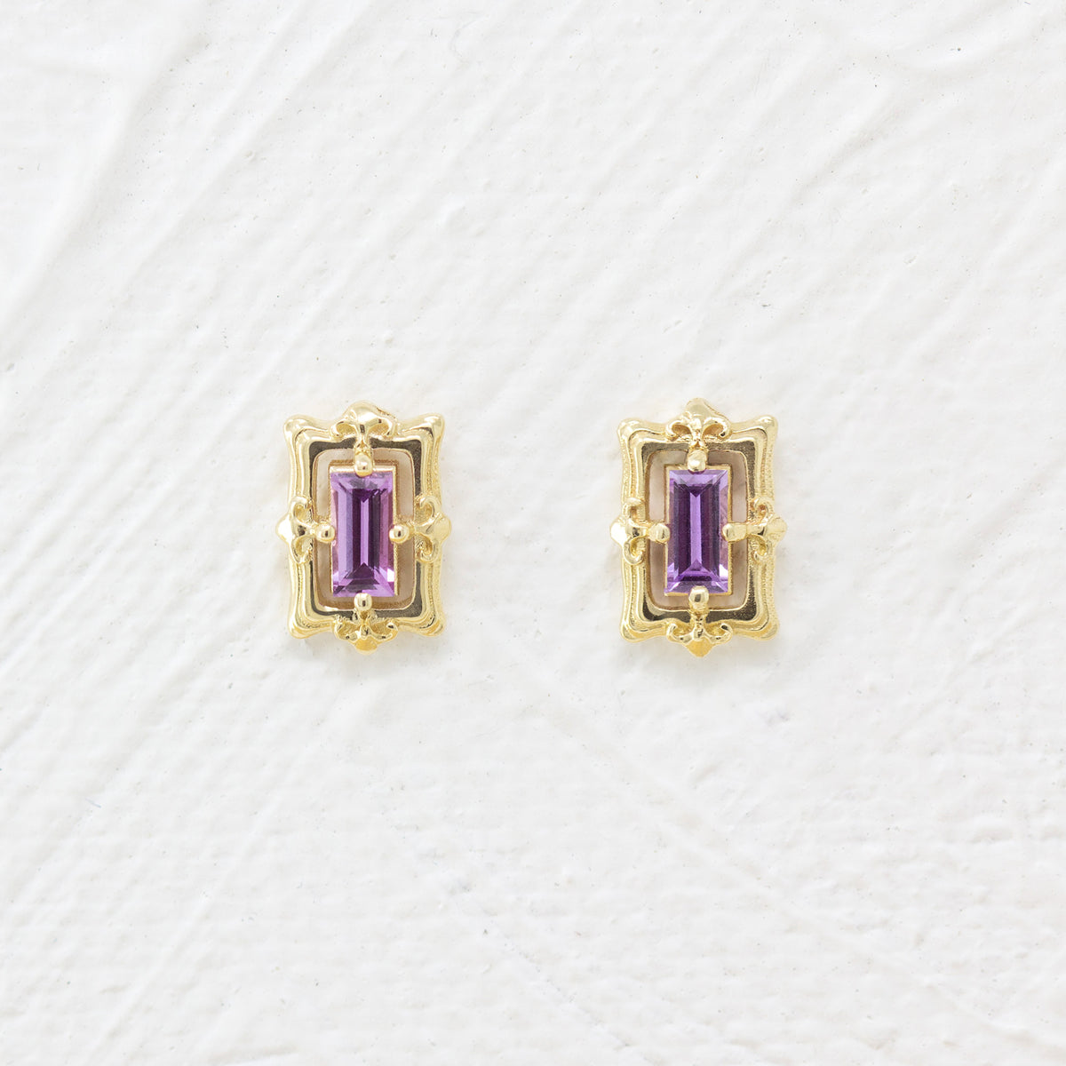 Vanity No. 6 Earring (Single)