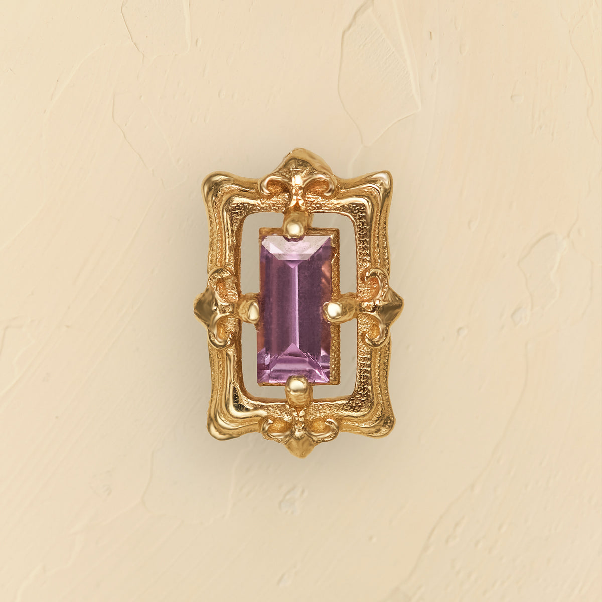 Vanity No. 6 Earring (Single)